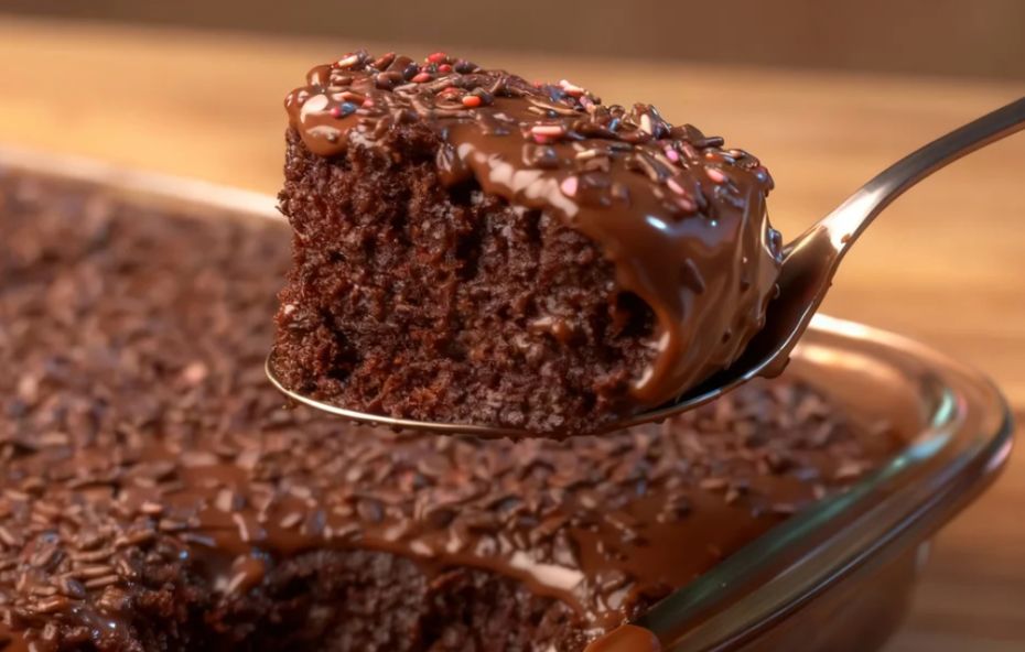 Bolo de Chocolate Molhadinho